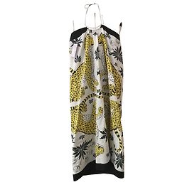 Hermès Robe de plage détail bijou Les léopards 90cm x90cm sur coton Multicolor