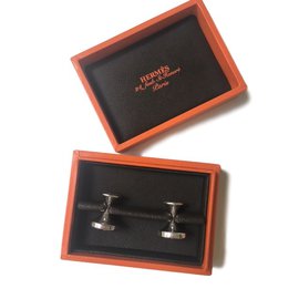 Hermès-Cufflinks-Silvery