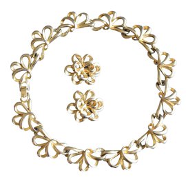 Autre Marque-Bold Vintage Gold-plated necklace and clip earrings-Golden