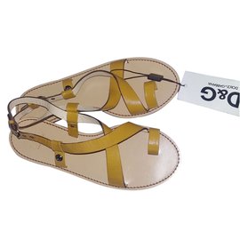D&G-Sandals-Mustard