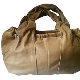 Uterque-Handbag-Brown