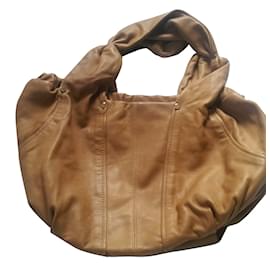 Uterque-Handbag-Brown