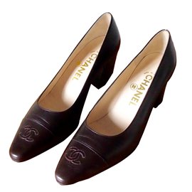 Chanel Heels Chocolate