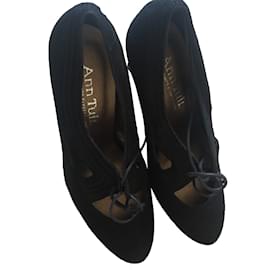 Autre Marque Ann Thuil Deerskin Heels Black Black
