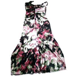 Armani-Kleid-Mehrfarben