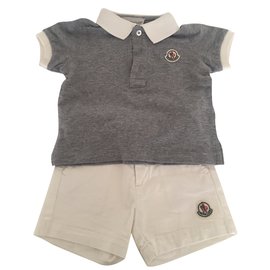 Moncler-Les ensembles garçon-Gris