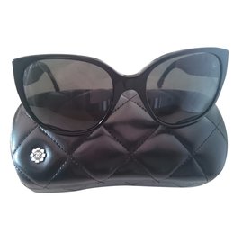 Chanel-Oculos escuros-Preto