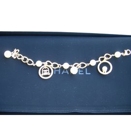 Chanel-Armband-Golden