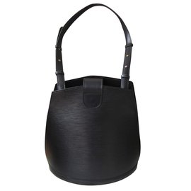 Louis Vuitton-CLUNY-Black