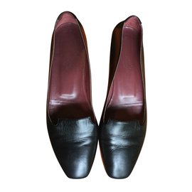Hermès-Holly soft leather slippers-Black