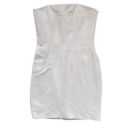 Givenchy-Vestir-Dourado,Fora de branco