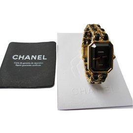 Chanel-Buen reloj-Dorado