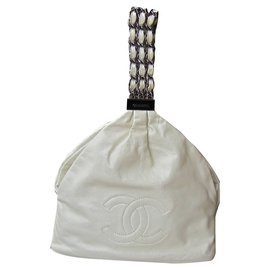 Chanel-Bolsa-Branco