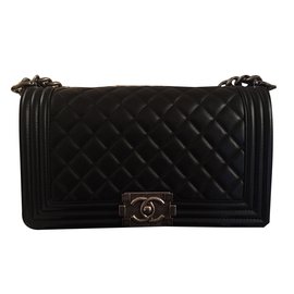Chanel-Handbag-Black