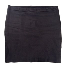 The row Lederrock Schwarz