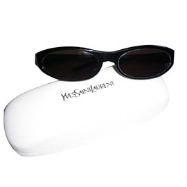 Yves Saint Laurent-Oculos escuros-Preto