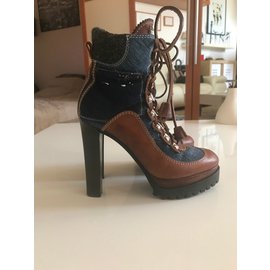 Dsquared2-Boots-Caramel