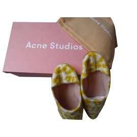 Acne Flats Leopard print