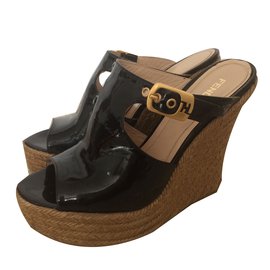 Fendi-Fendi Wedges-Black