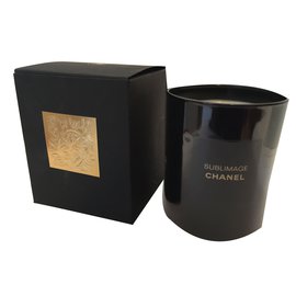 Chanel-Candle-Black