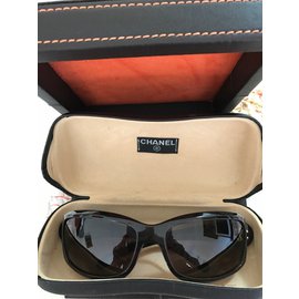 Chanel-Sunglasses-Brown