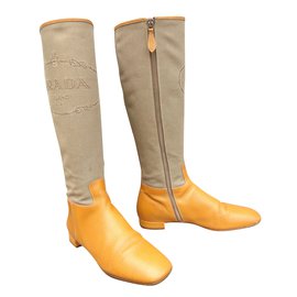 Botas Prada Amarelas de Couro e Lona Monogramada 36IT Amarelo