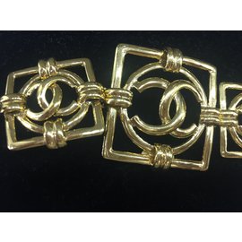 Chanel-Bracelet-Golden