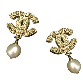 Chanel Orecchini D'oro