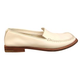 Louis Vuitton-Flats-White