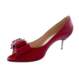 Christian Louboutin-Couche Nodo-Red