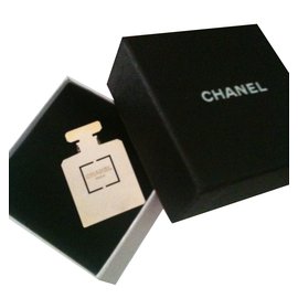 Chanel-Alfinetes & broche-Dourado