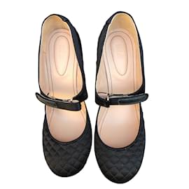 See by Chloé-Tacones-Negro
