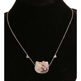 Victoria Casal-Hello Kitty-Silvery