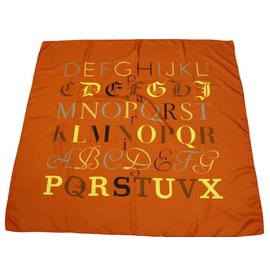 Hermès Sciarpe di seta Rosso