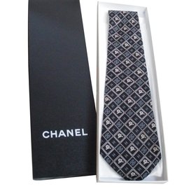 Chanel-Corbatas-Multicolor