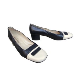 Charles Jourdan Leather Heels Black White Black White