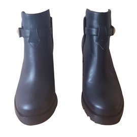 Christian Louboutin-Christian Louboutin Ankle Boots, Size 38-Black