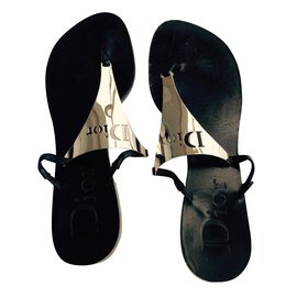 christian dior flip flops