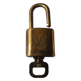 Louis Vuitton-Cadenas  vintage-Doré