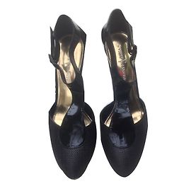 Vince Camuto Tacchi Nero