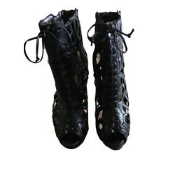 Christian Louboutin-Lady letter-Black