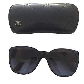 Chanel Gafas de sol Azul marino