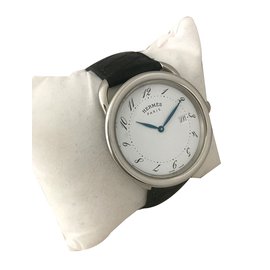Hermès-Quartz Watches-White