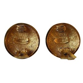 Chanel-Vintage Chanel button clip-on earrings-Golden
