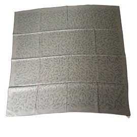 Hermès-Men Scarf-Grey