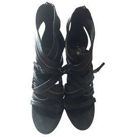 Giuseppe Zanotti for Balmain Leather Sandals Black Black