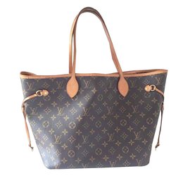 Louis Vuitton Bolsa Marrom