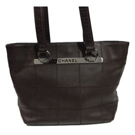 Chanel-Handbag-Brown