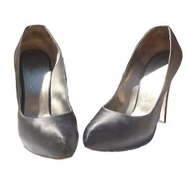 Salvatore Ferragamo Black Satin Heels 12cm Black