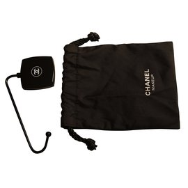 Chanel-Accroche sac-Noir